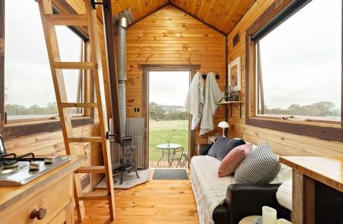 Taradale House | Hillsview Cottage by Tiny Away