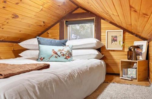 Taradale House | Hillsview Cottage by Tiny Away