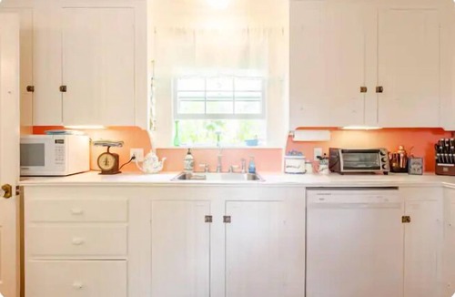 Waldoboro Apartment | Hilltop 5BR Retreat with Decks & BBQ