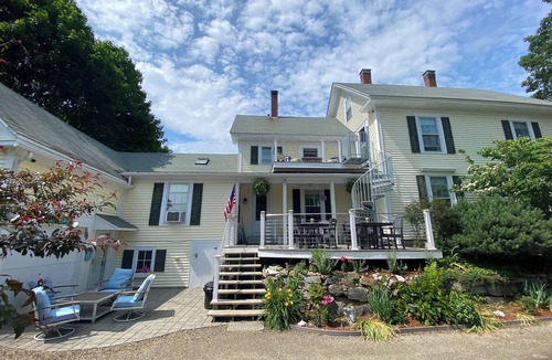 Waldoboro Apartment | Hilltop 5BR Retreat with Decks & BBQ