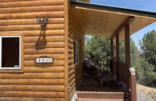 Rutheron Cabin | Hilltop Cabin with Sunning Views on 11 Acres