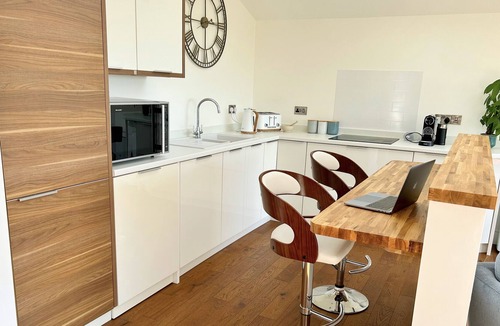 Nettleton Cottage | Hilltop Cottage with amazing views