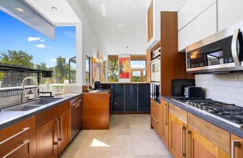 Beverly Glen House | Hilltop Designer Midcentury Modern 4BR Pool HotTub