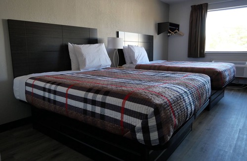 Groton Hotel | Hilltop Express Inn