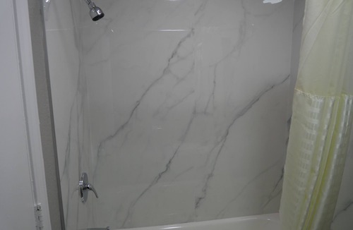 Groton Hotel | Hilltop Express Inn