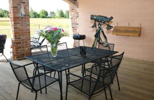 Leadenham House | Hilltop Farm Holidays