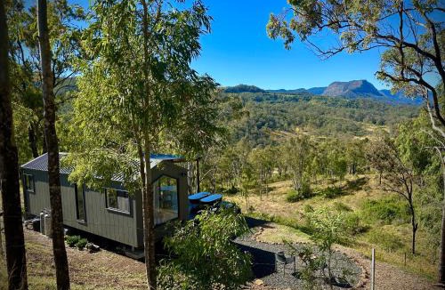 Darlington House | Hilltop Haven Darlington