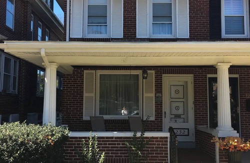 Reading House | Hilltop Haven @ Hampton Heights