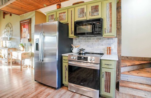 Fayetteville House | Hilltop Haven Pool, Hot Tub & Game Loft
