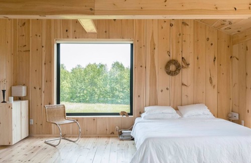 Meaford House | Hilltop Haven Retreat | Carriage House w/2 units