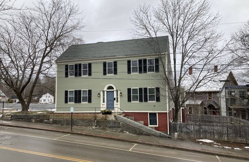 Belfast Apartment | Hilltop Hideaway - Downtown Belfast