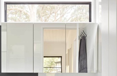 Benwerrin Villa | Hilltop Hideaway Villa Two