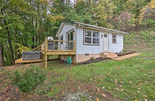 West Jefferson House | Hilltop Hideaway w/Scenic Views & Hot Tub!