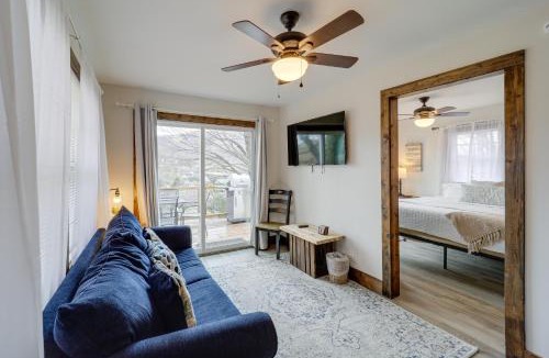 West Jefferson House | Hilltop Hideaway w/Scenic Views & Hot Tub!