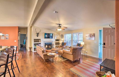 Holman House | 'Hilltop Hideout' w/Peaceful Mountain Views