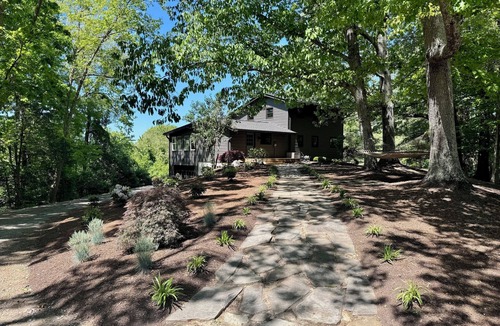 Christiansburg House | Hilltop House on 20 Acres 20 Minutes from Virginia Tech