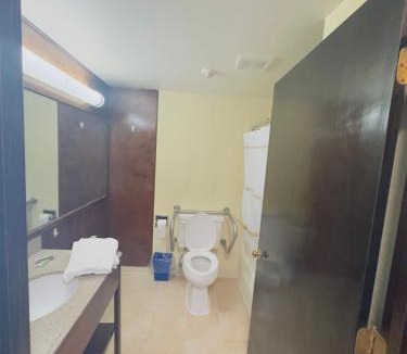 Berlin Corners Hotel | hilltop inn