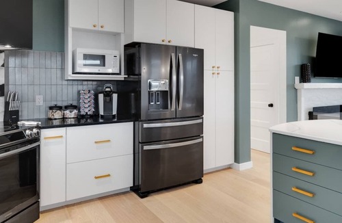 Newfield House | Hilltop- Luxury Home with views and a dog run