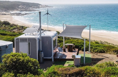 Warrenben Cabin | Hilltop Ocean View Pod