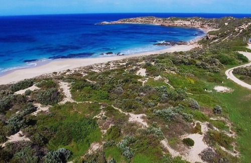Warrenben Cabin | Hilltop Ocean View Pod