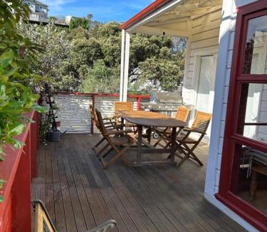 Bluff Hill Villa | Hilltop on Milton