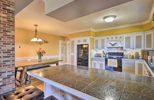 Tully House | Hilltop Retreat May M-Th Savings -10% Auto Applies