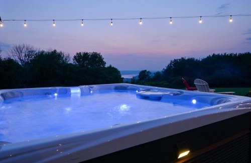 Tully Villa | Hilltop Retreat & Spa