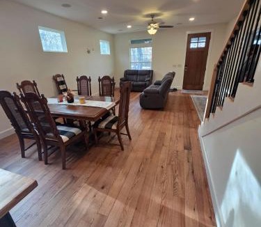 Eufaula House | Hilltop Stargazer 5BR Family Retreat Lake Eufaula
