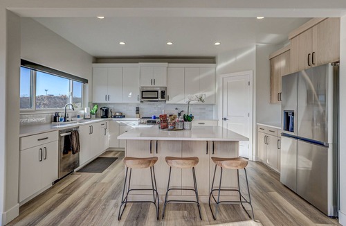 St. George House | Hilltop Tranquility! Location! Views! Seclusion!