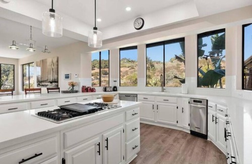 Fallbrook Villa | Hilltop Villa Amazing Pool+Views