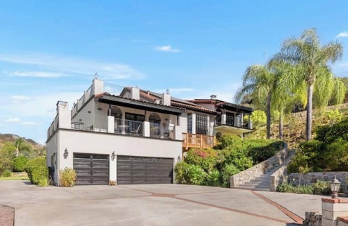 Fallbrook Villa | Hilltop Villa Amazing Pool+Views