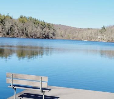 East Stroudsburg Villa | Hilltop Villa