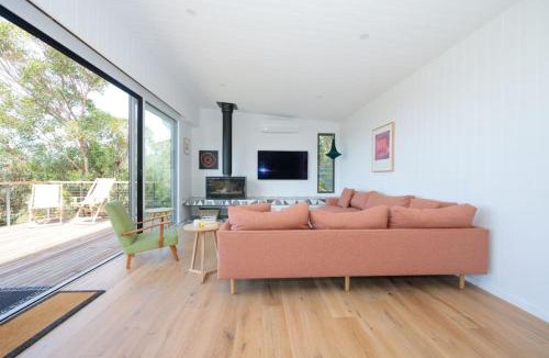 Fairhaven House | Hilltop Vistas Pet Friendly