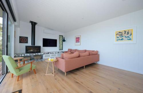 Fairhaven House | Hilltop Vistas Pet Friendly