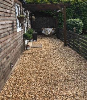 Bromham Apartment | Hillview Lodge