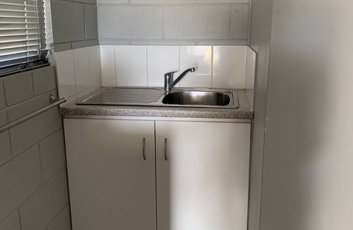 Richmond Hill Hotel | Hillview Motel