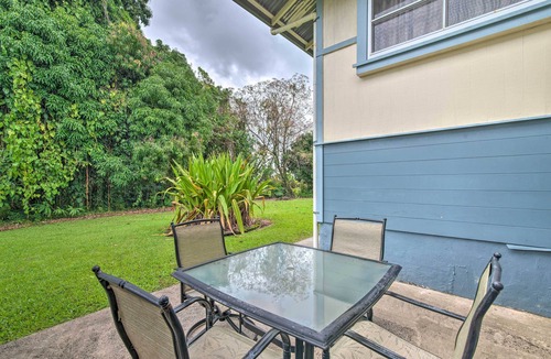 Hilo Cottage | Hilo Home Base - 3 Miles to State Park & Beach!