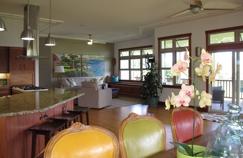 Papaikou House | Hilo's Secluded Luxury & Ocean Front Estate