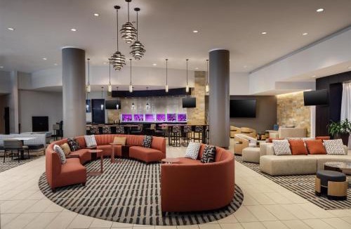 Downtown Albany Hotel | Hilton Albany