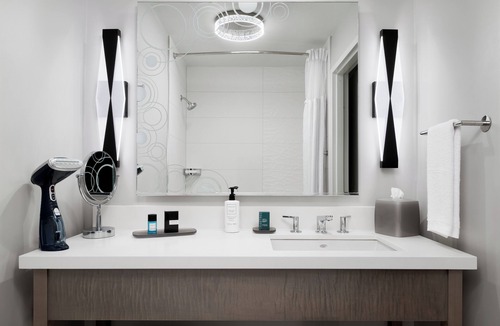Boca Raton Hotel | Hilton Boca Raton Suites
