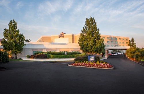 Florence Hotel | Hilton Cincinnati Airport