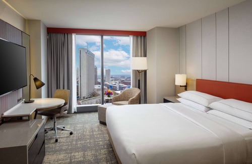 Arena District Hotel | Hilton Columbus Downtown