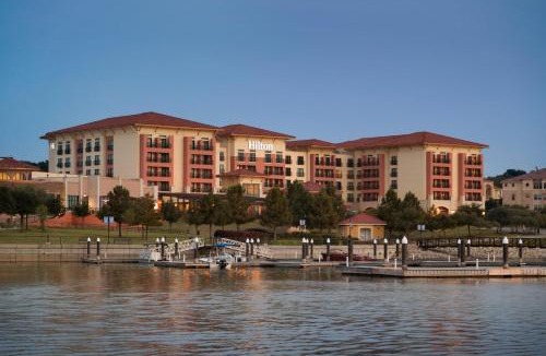 Rockwall Resort | Hilton Dallas/Rockwall Lakefront Hotel