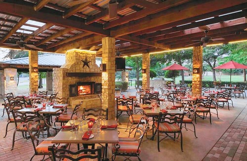 Grapevine Hotel | Hilton DFW Lakes Executive Conference Center