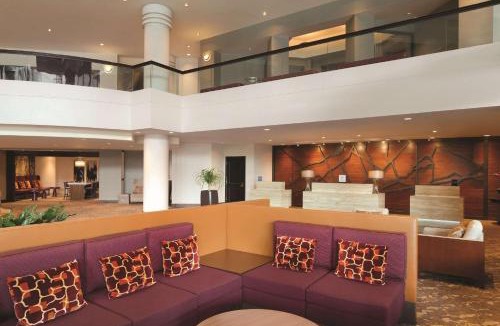 East Brunswick Hotel | Hilton East Brunswick