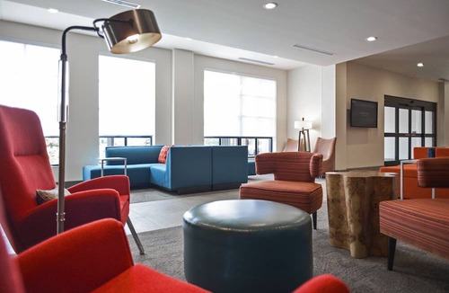 St. Matthews Hotel | Hilton Garden Inn Louisville Mall of St. Matthews
