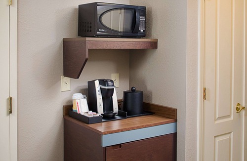 Latham Hotel | Hilton Garden Inn Albany Airport