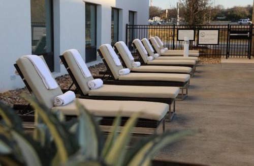 Montopolis Hotel | Hilton Garden Inn Austin Airport