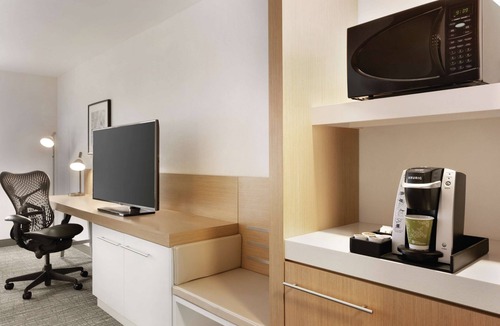 Martinsville Hotel | Hilton Garden Inn Bridgewater