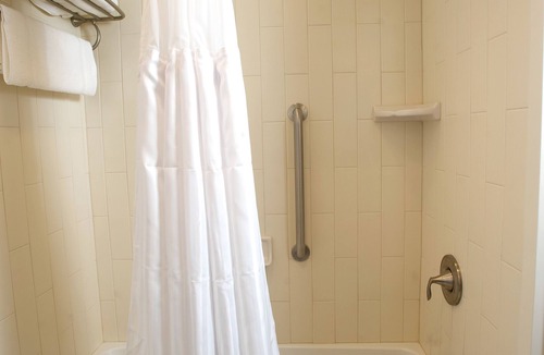 Downtown Buffalo Hotel | Hilton Garden Inn Buffalo Downtown